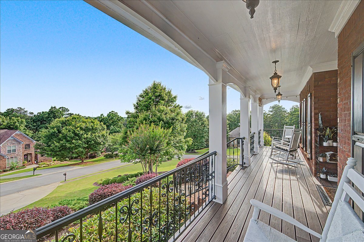 20 Lake Overlook Drive