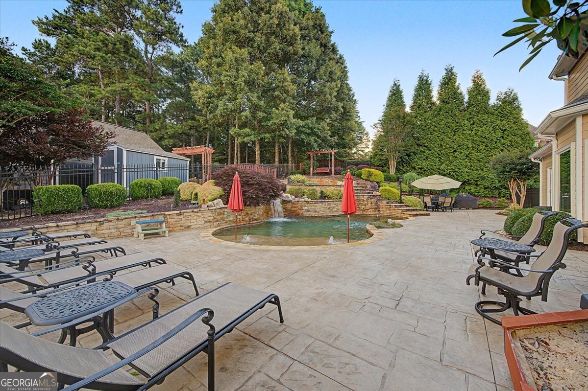 20 Lake Overlook Drive