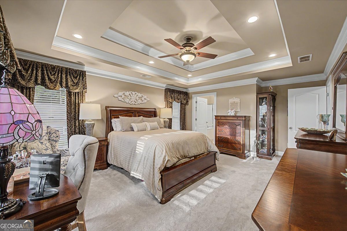 20 Lake Overlook Drive