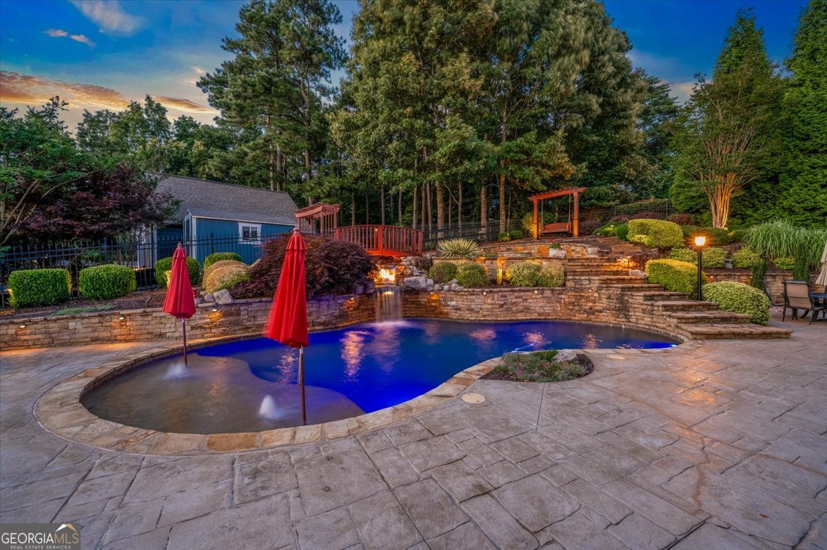 20 Lake Overlook Drive