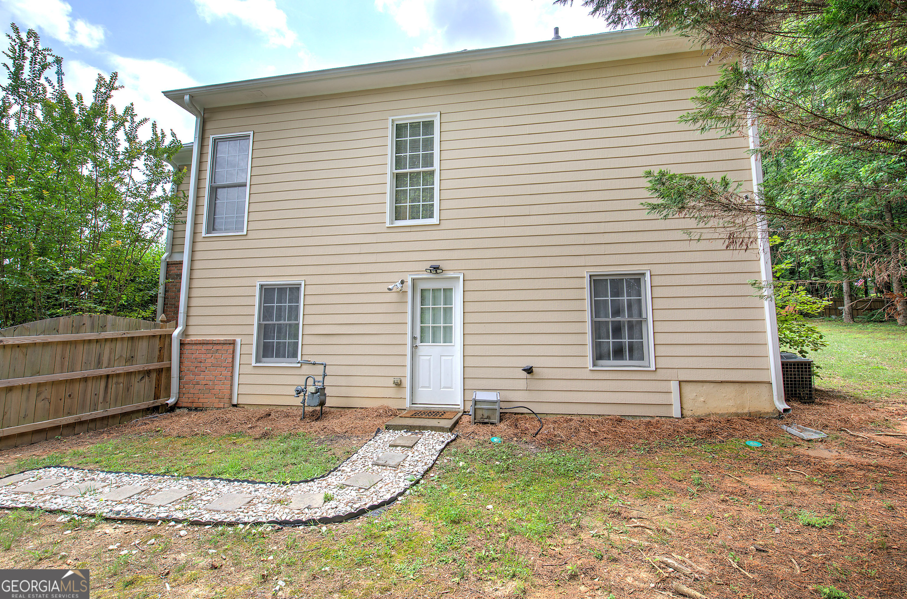 105 Arbor View Court