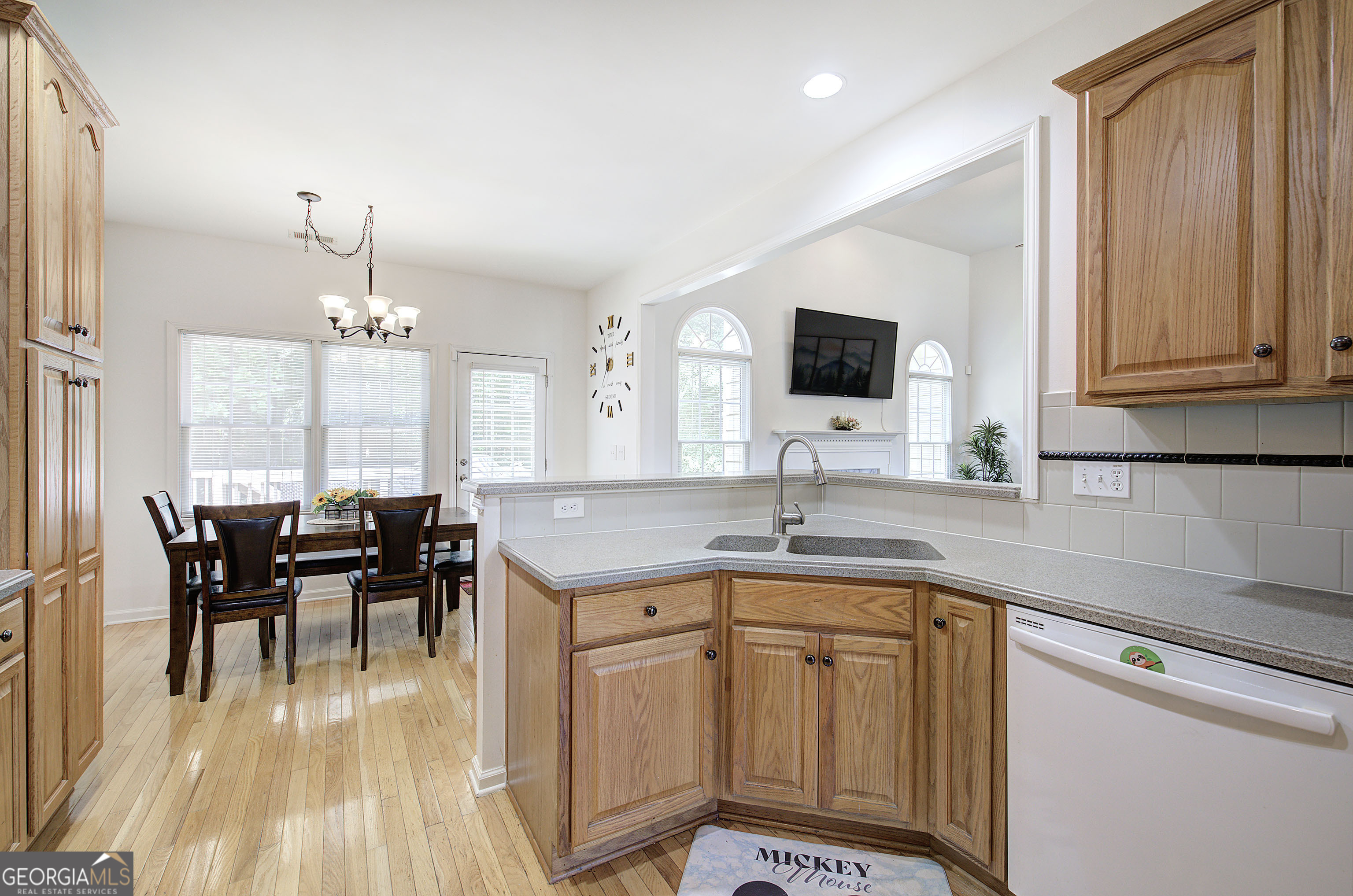 105 Arbor View Court