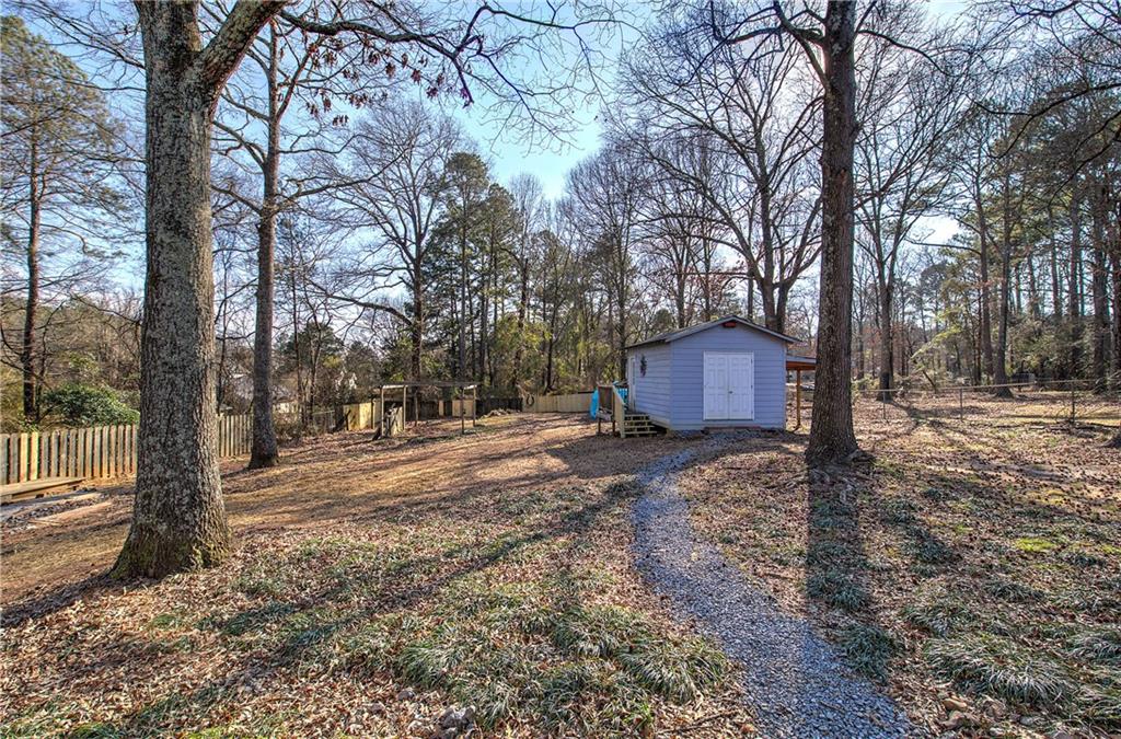113 Amberwood Lane