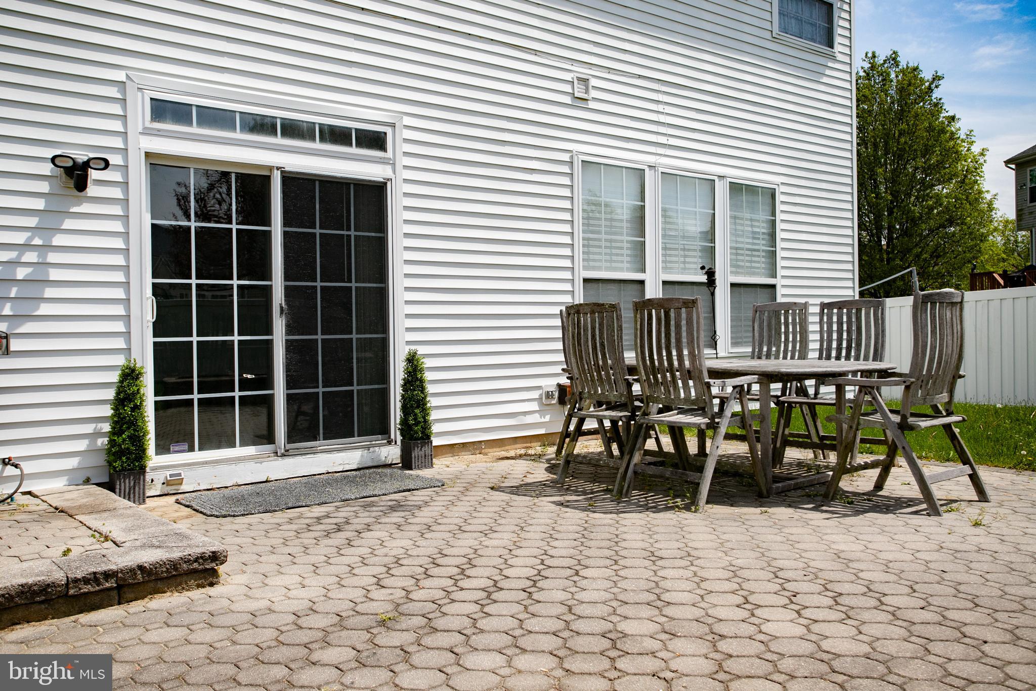 28 Durham Dr