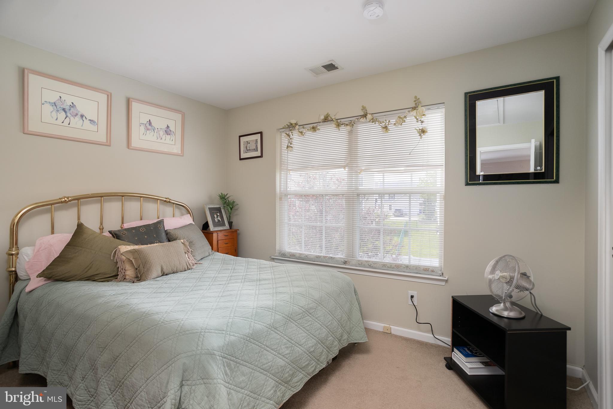 28 Durham Dr
