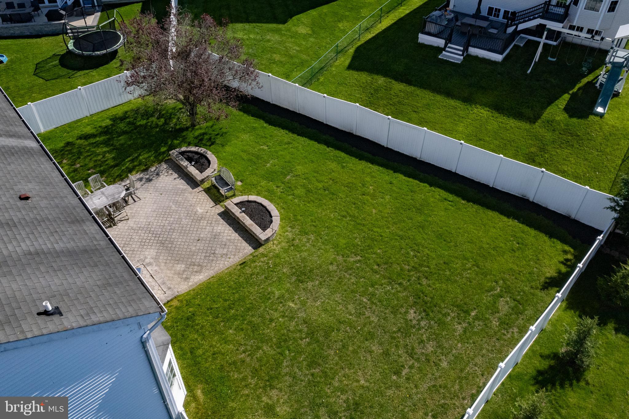 28 Durham Dr