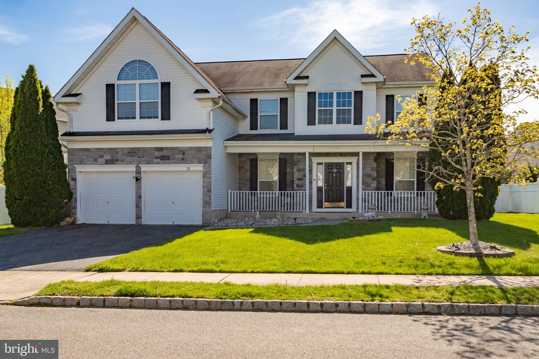 28 Durham Dr