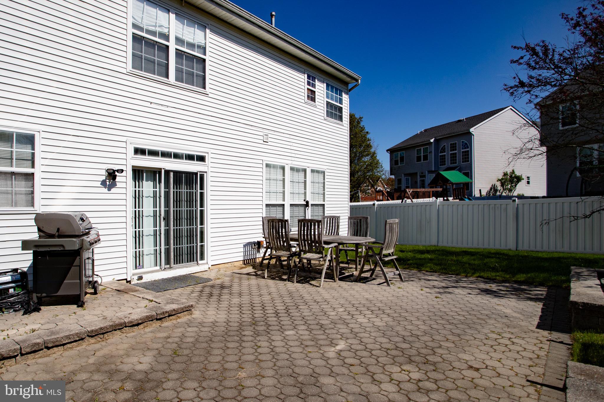 28 Durham Dr