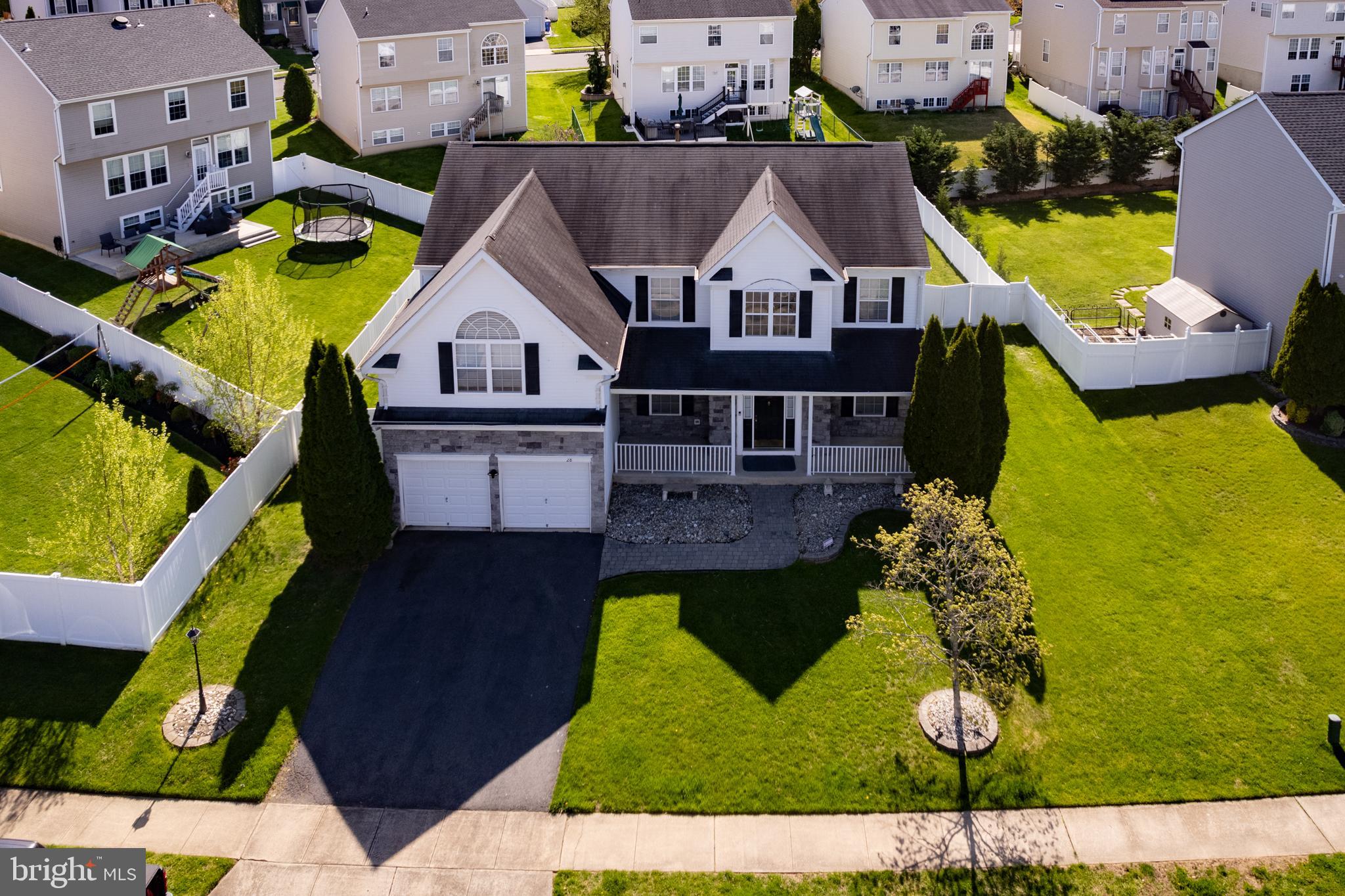 28 Durham Dr