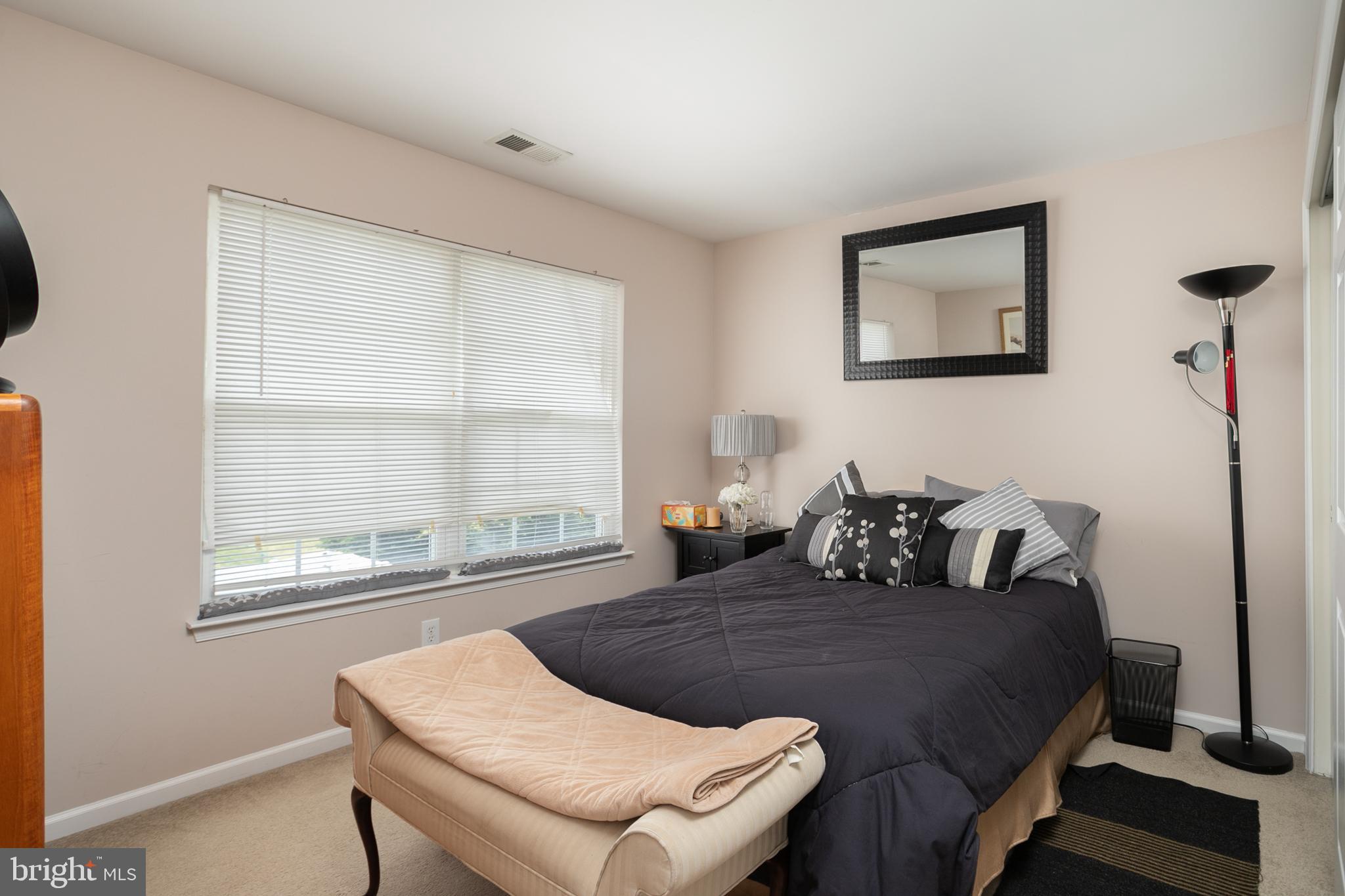 28 Durham Dr