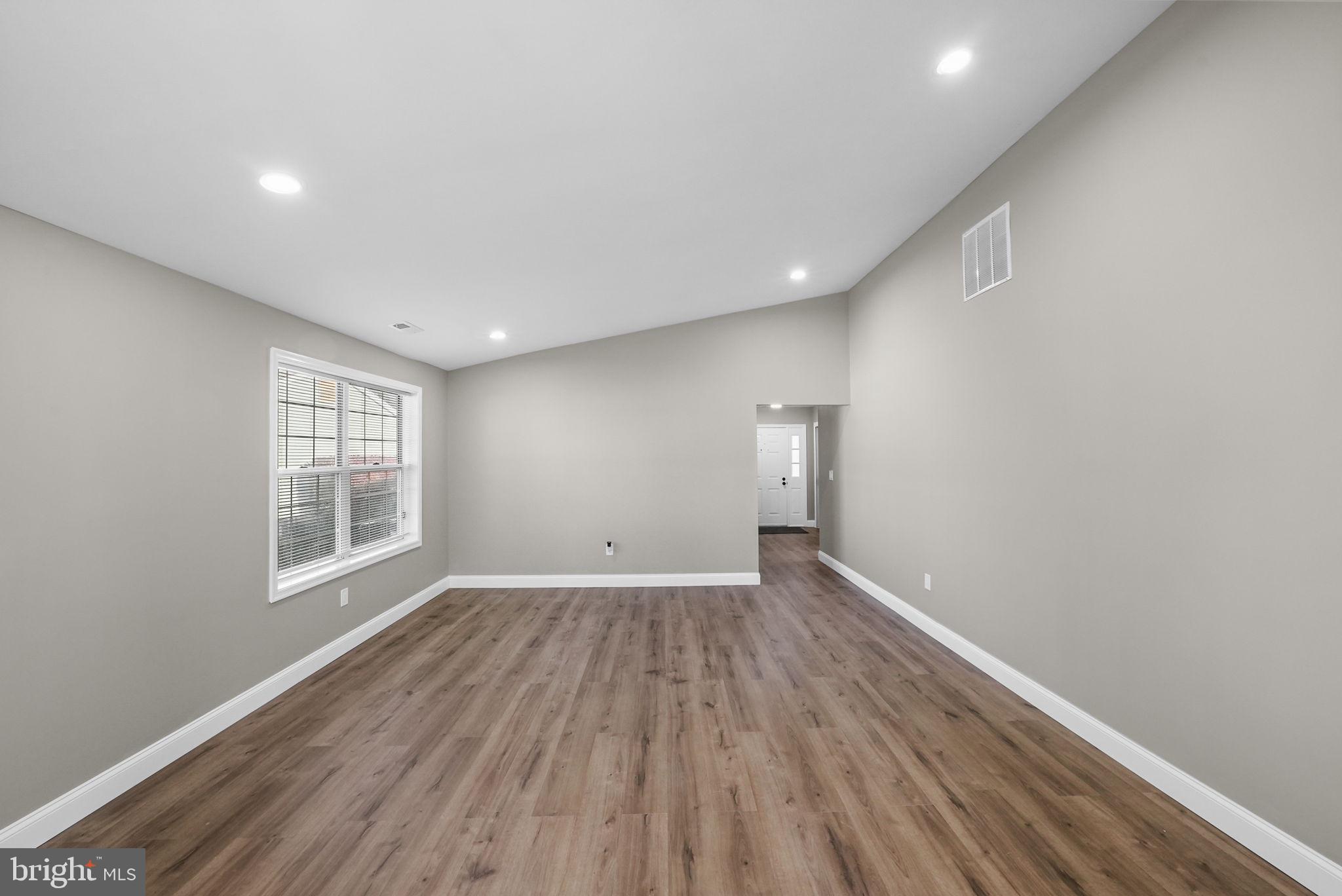 13 Tallwood Ct