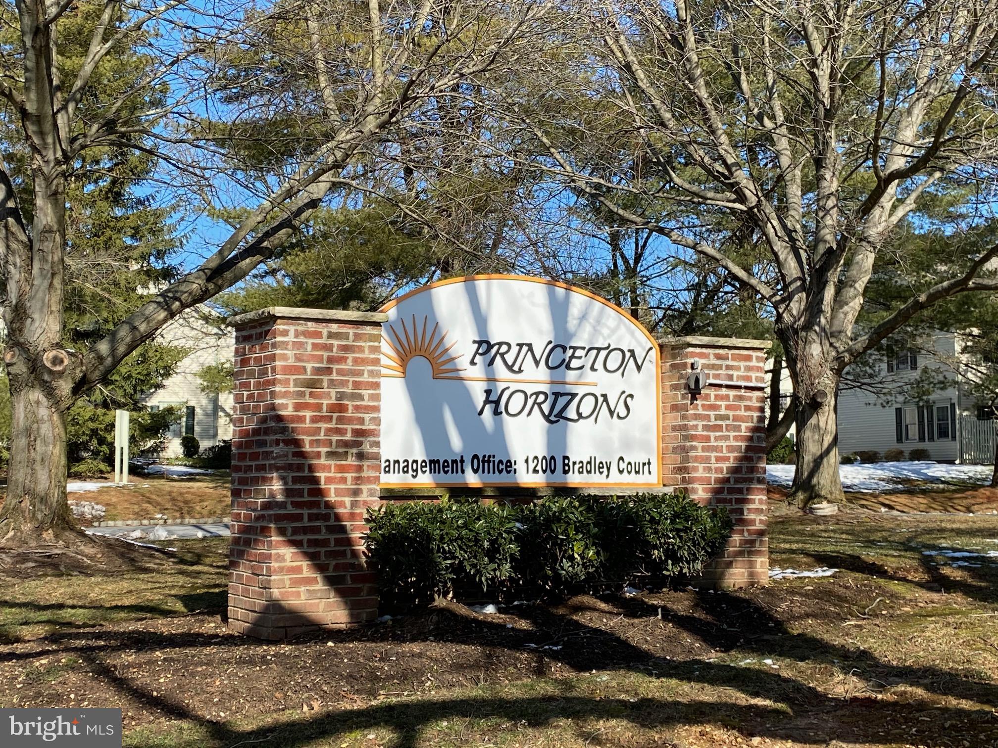 207 Mandon Ct #1