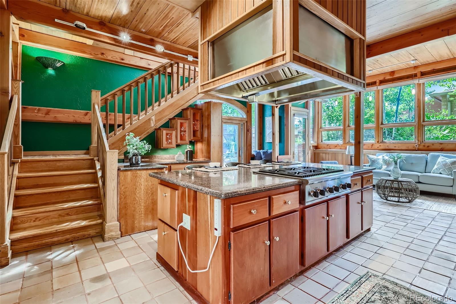 1928 S Washington Street