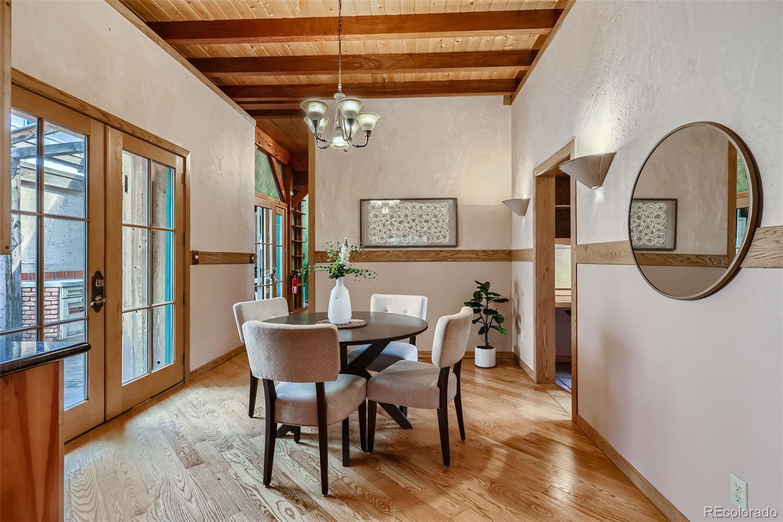 1928 S Washington Street