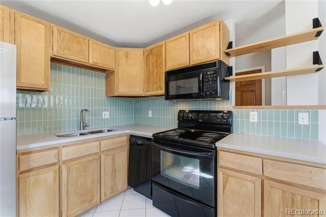 1759 N Gilpin Street Unit: 102