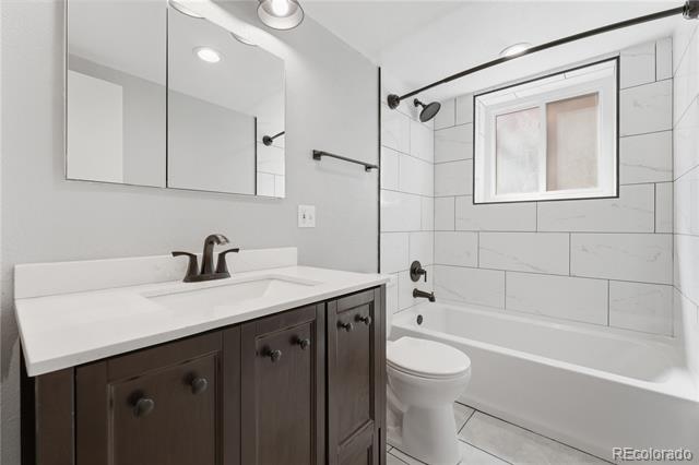 1759 N Gilpin Street Unit: 102