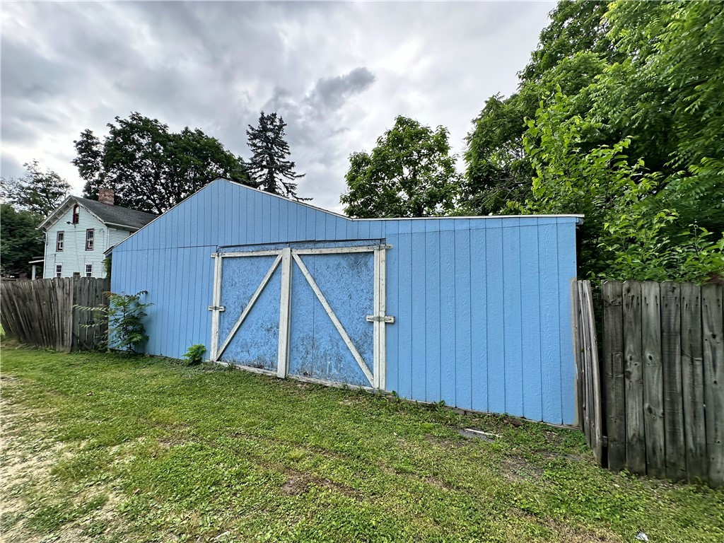 210 N Walnut Street