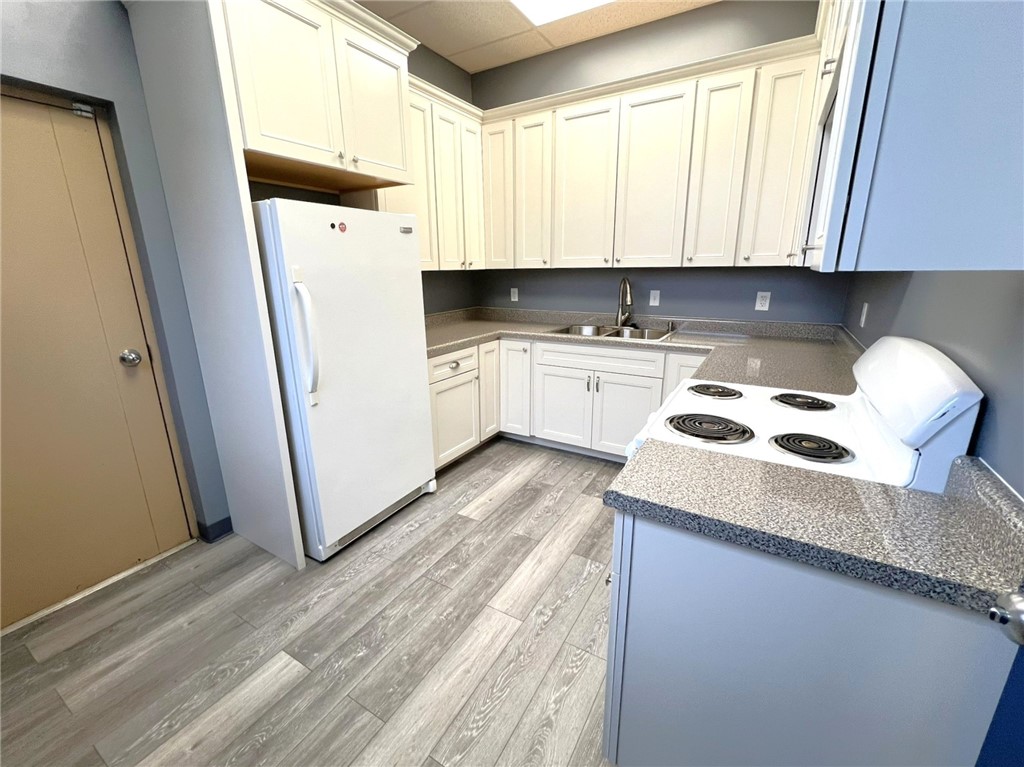 163 N 9th Street