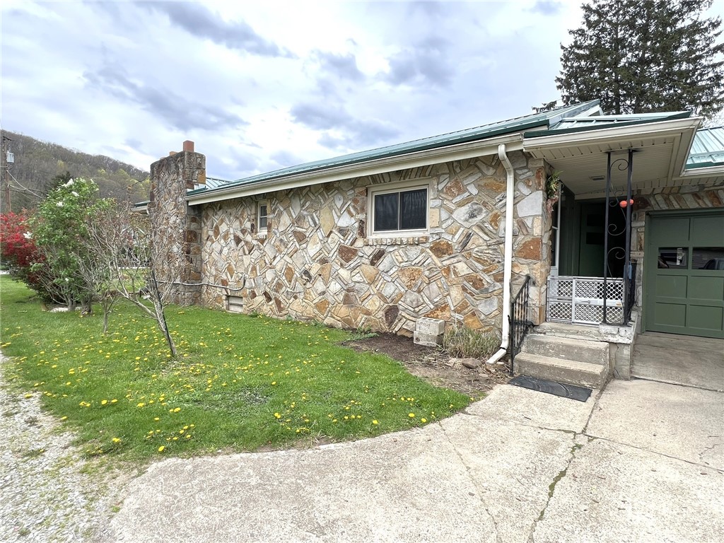 205 Ericas Lane