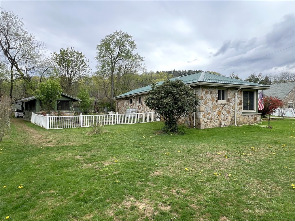 205 Ericas Lane