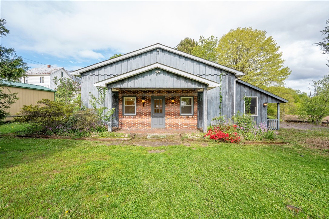 822 Main Street