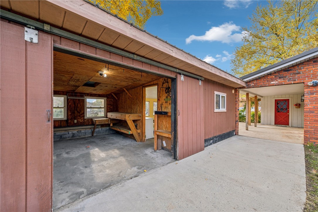 506 E End Road Ext