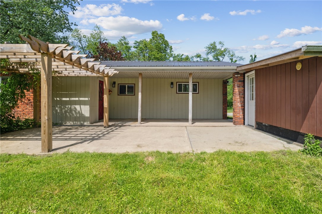 506 E End Road Ext