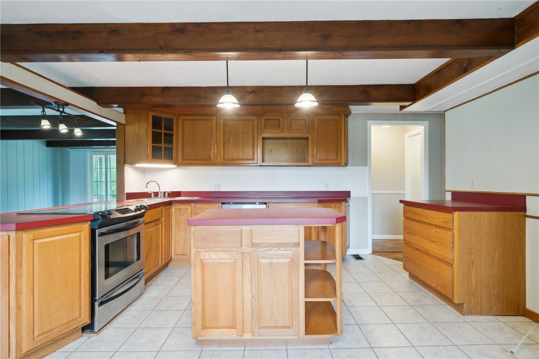 506 E End Road Ext