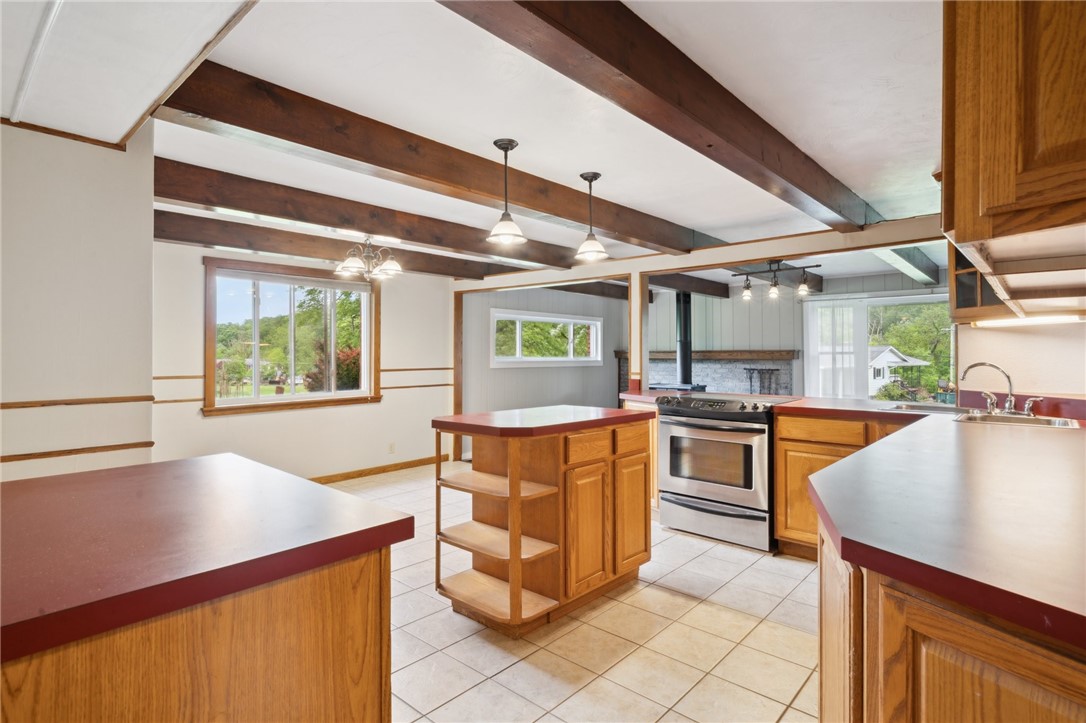 506 E End Road Ext