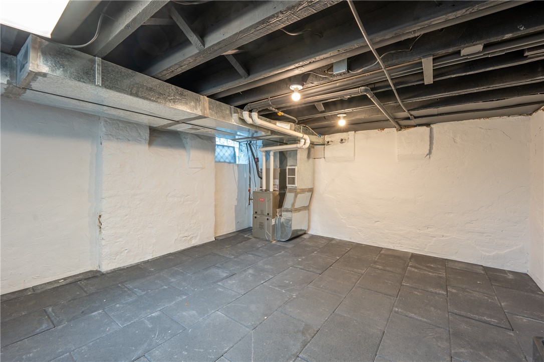 120 N St Clair Street