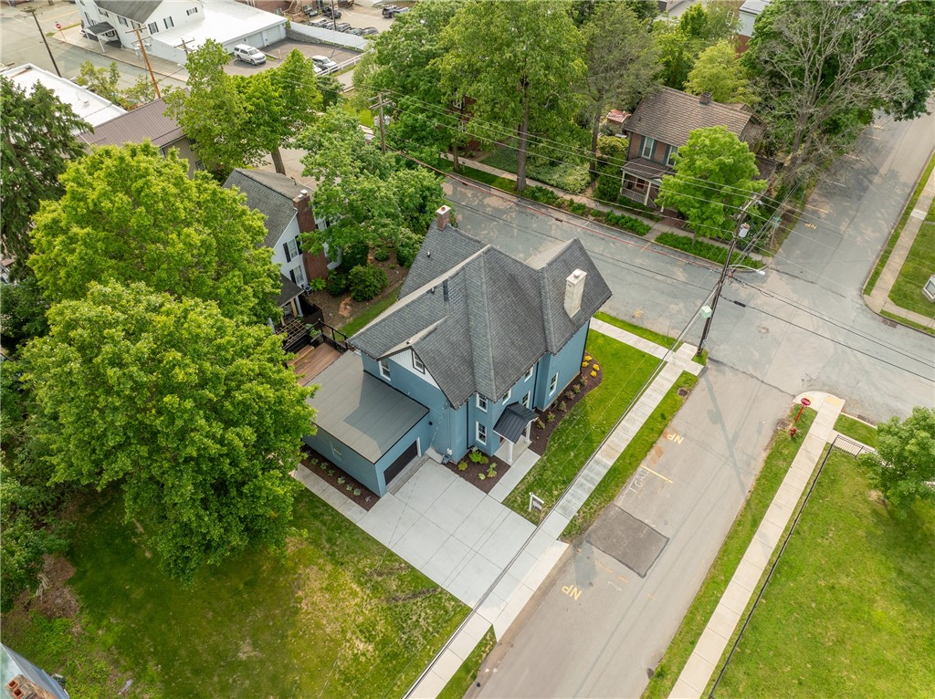 120 N St Clair Street