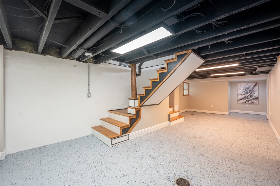 120 N St Clair Street