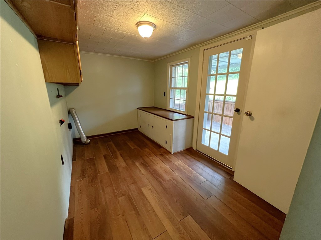 328 Thatcher Rd