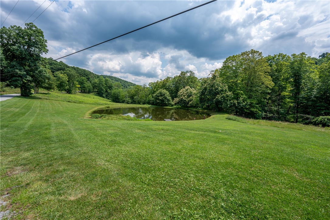 328 Thatcher Rd