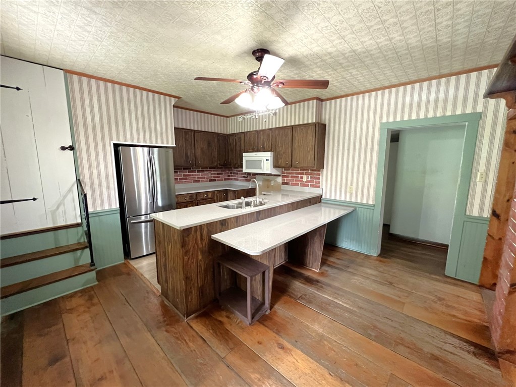 328 Thatcher Rd