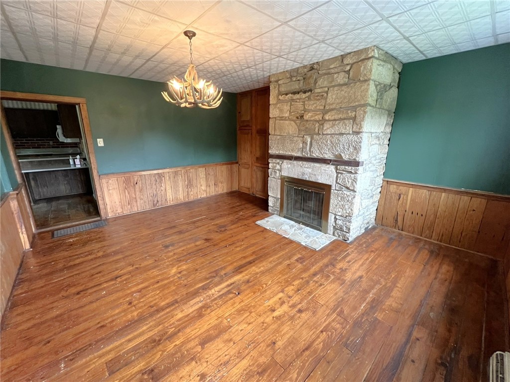 328 Thatcher Rd