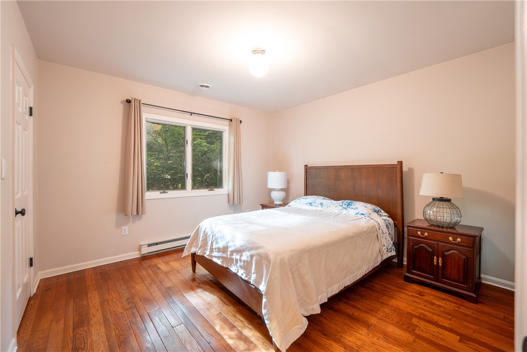 127 Mountain Road