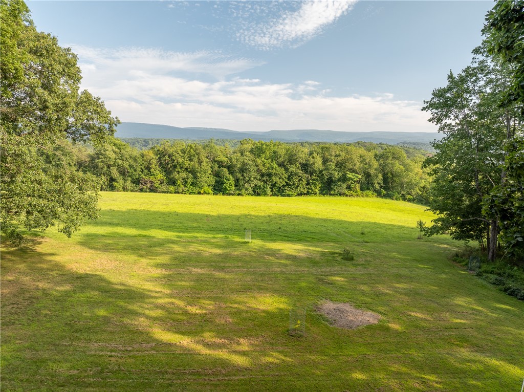 127 Mountain Road