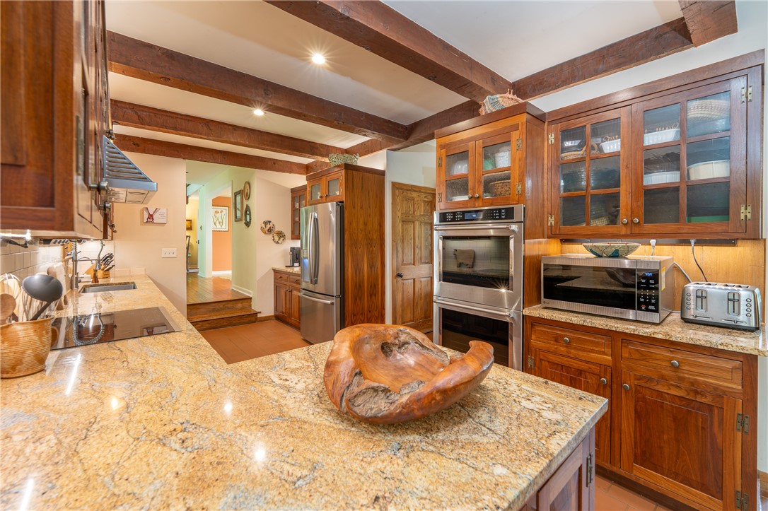 127 Mountain Road