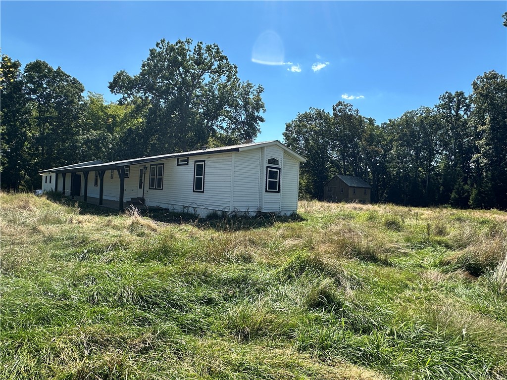 122 Crabapple Lane