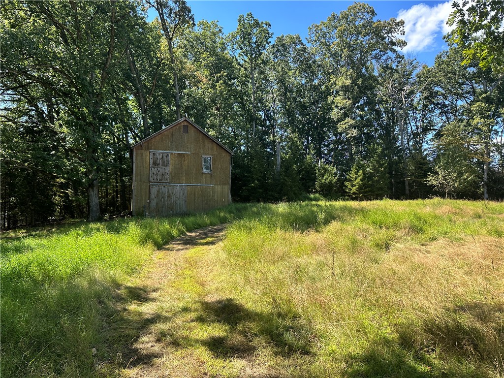 122 Crabapple Lane