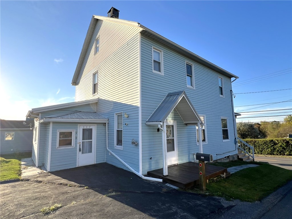 307 Lambert Street