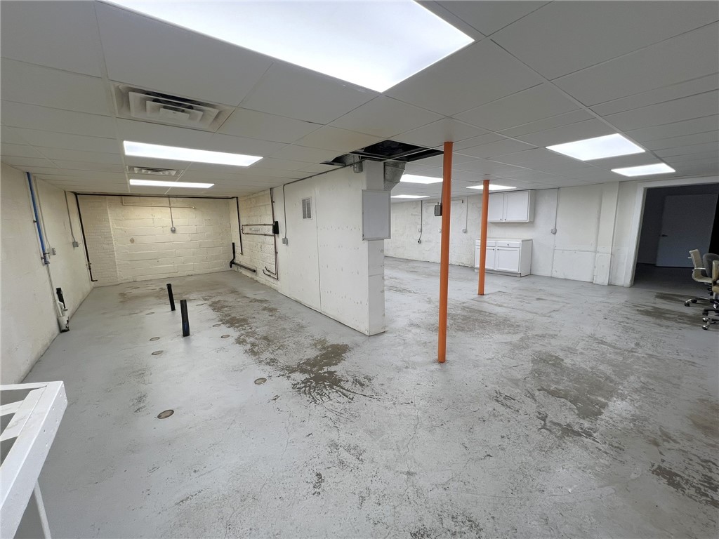 111 N Fairfield Street