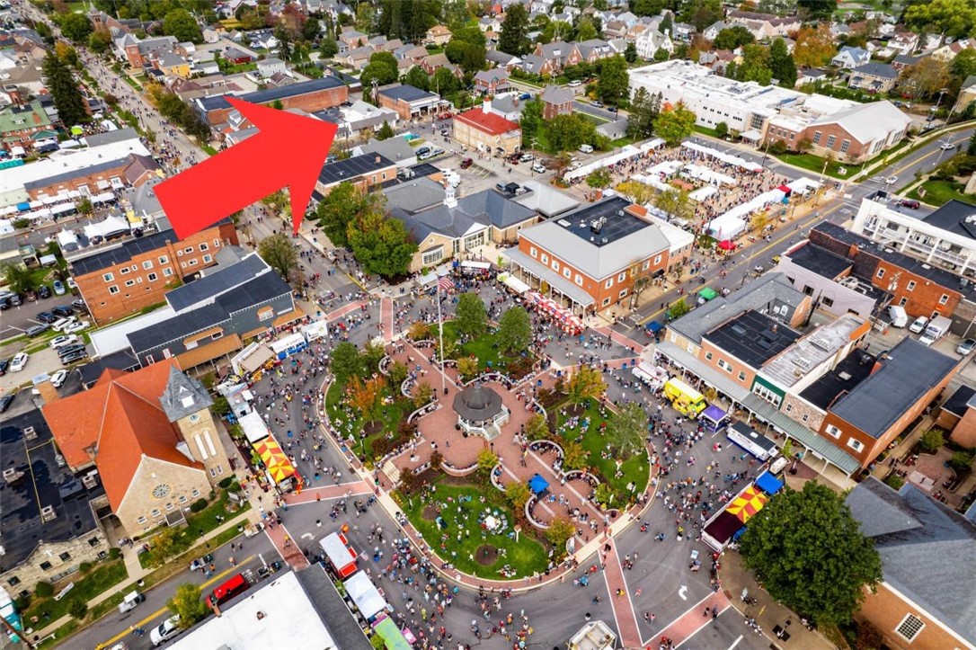 111 N Fairfield Street