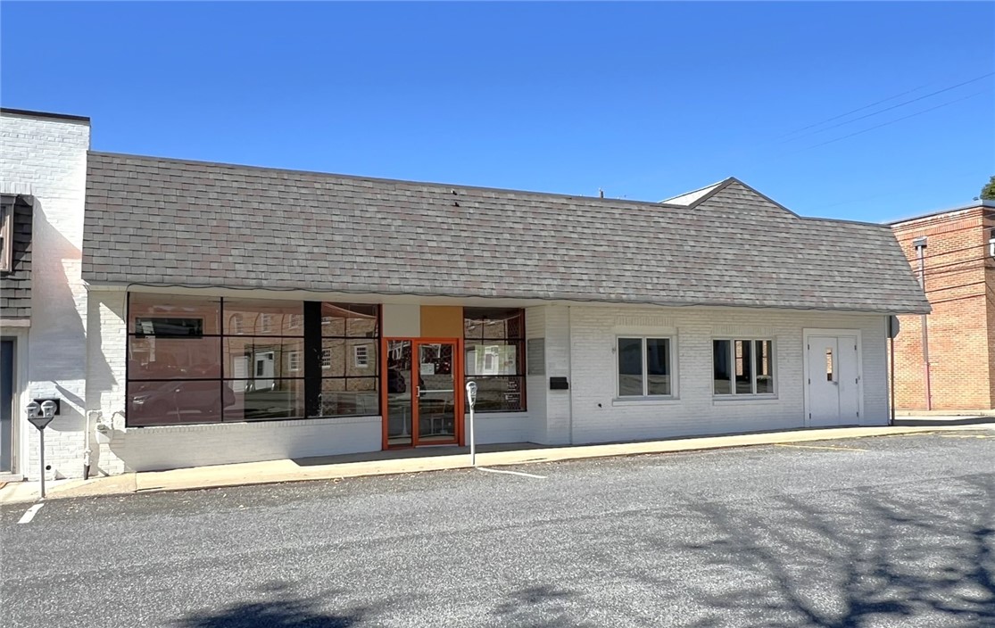 111 N Fairfield Street
