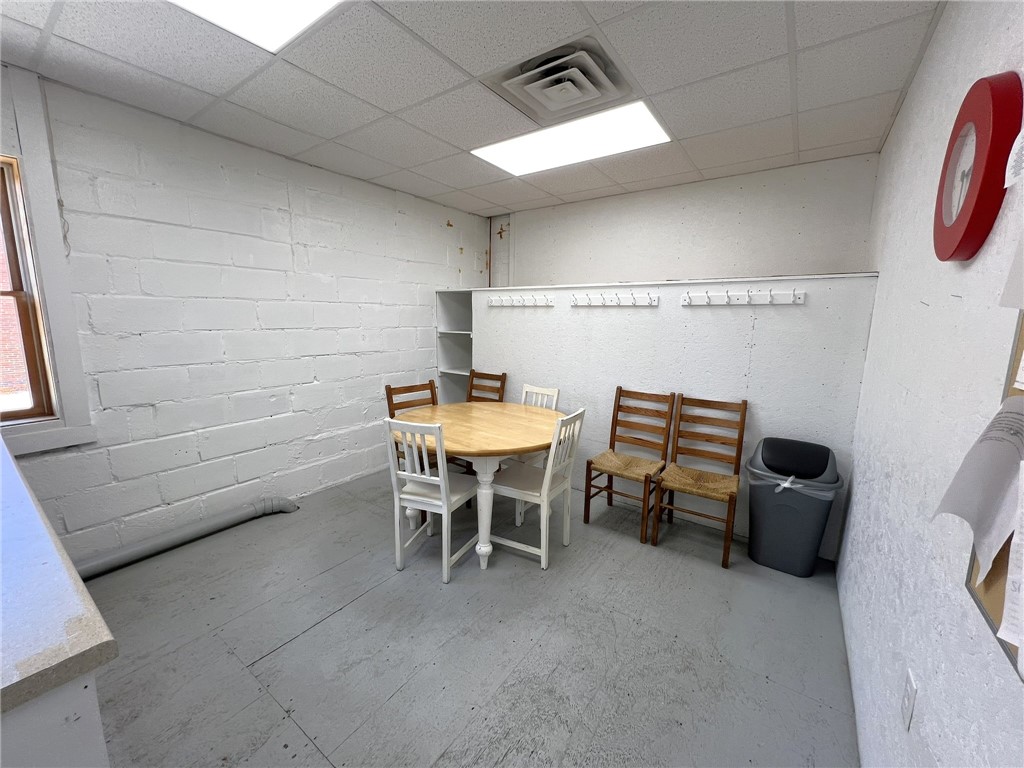 111 N Fairfield Street