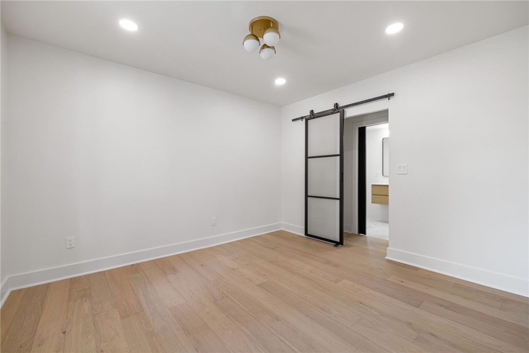 312 N Fairfield Street