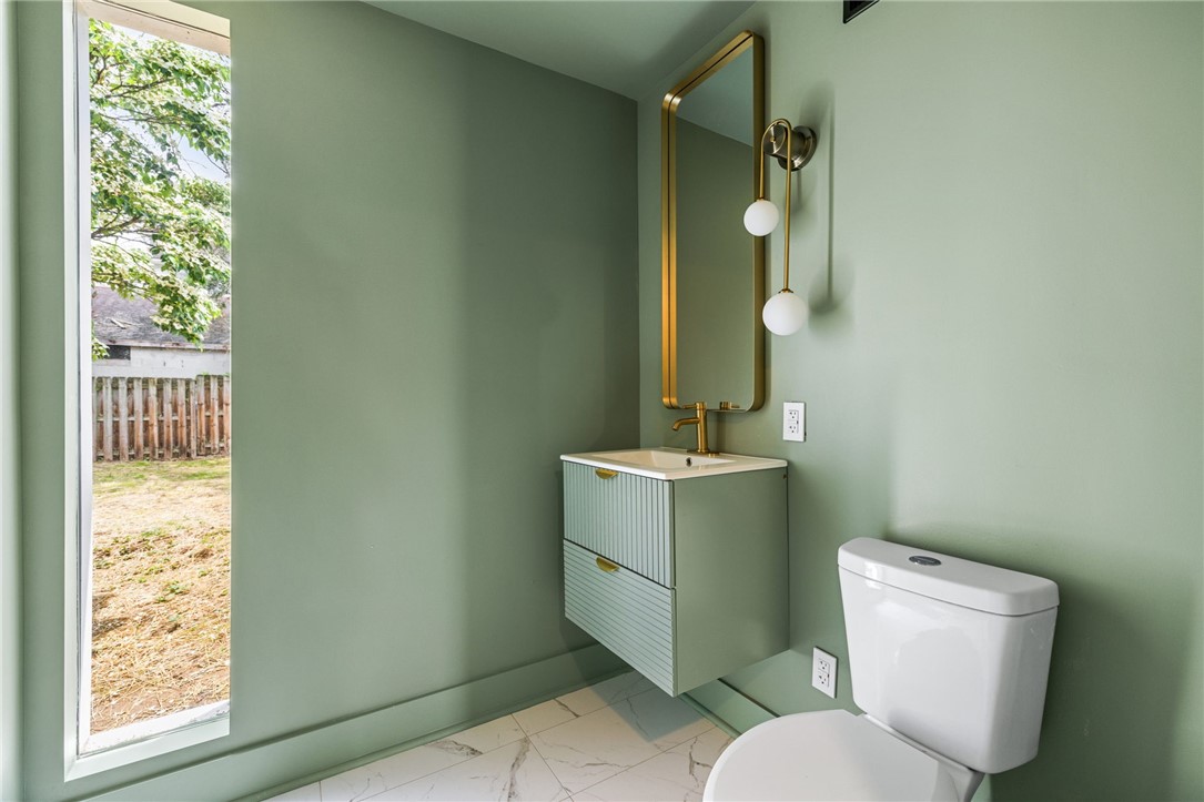 312 N Fairfield Street