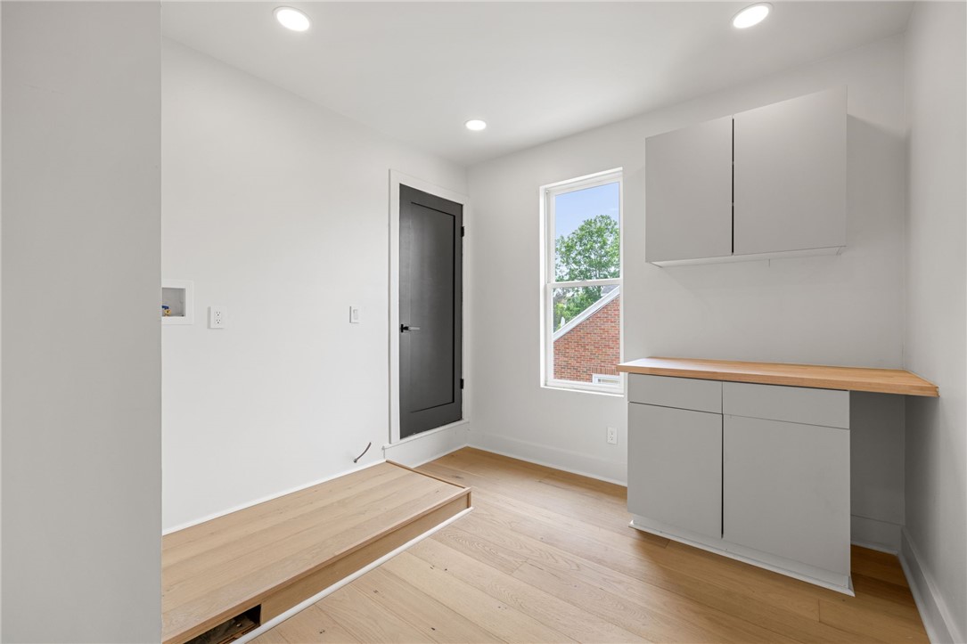 312 N Fairfield Street