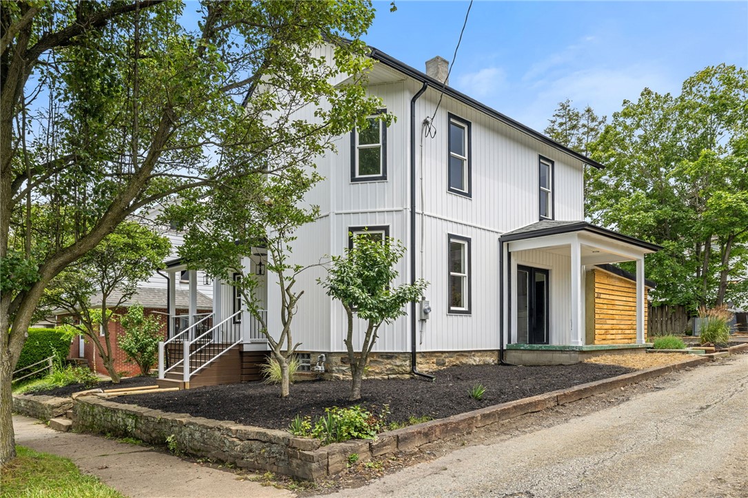 312 N Fairfield Street